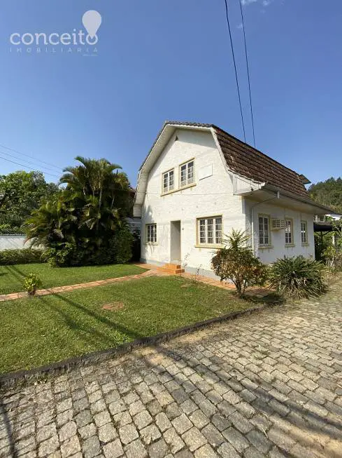 Foto 2 de Casa com 3 Quartos à venda, 150m² em Velha, Blumenau