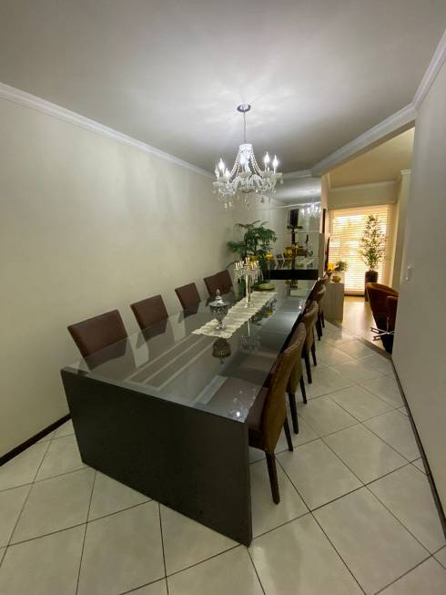 Foto 2 de Casa com 4 Quartos à venda, 142m² em Centro, Criciúma