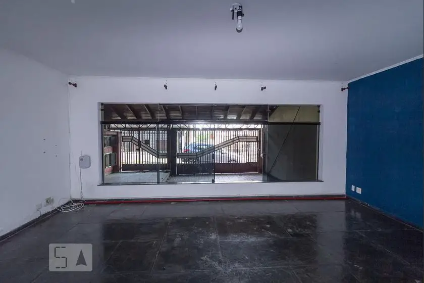 Foto 2 de Casa com 4 Quartos para alugar, 225m² em Jardim Avelino, São Paulo