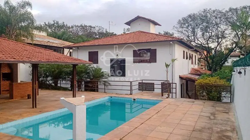 Foto 2 de Casa com 5 Quartos à venda, 351m² em Bandeirantes, Belo Horizonte