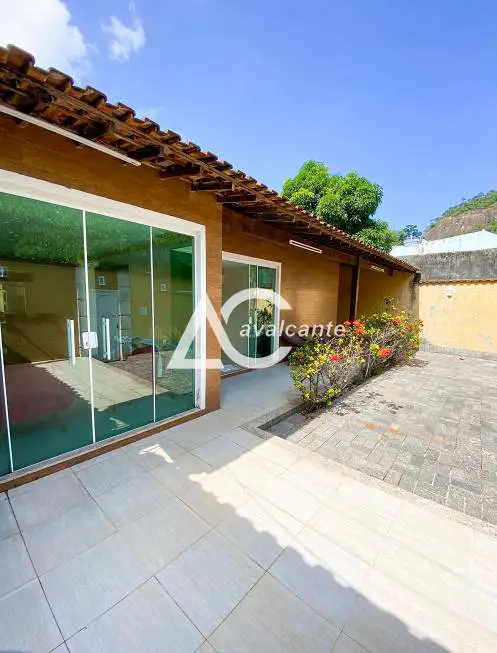 Foto 1 de Casa de Condomínio com 3 Quartos à venda, 360m² em Anil, Rio de Janeiro