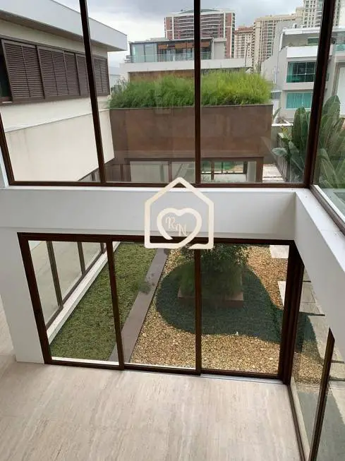 Foto 2 de Casa de Condomínio com 5 Quartos à venda, 1200m² em Barra da Tijuca, Rio de Janeiro