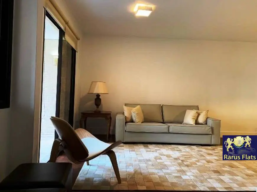 Foto 2 de Flat com 3 Quartos para alugar, 120m² em Moema, São Paulo