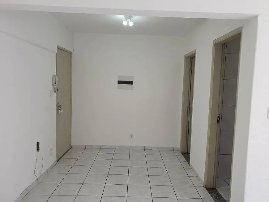 Foto 3 de Kitnet com 1 Quarto para alugar, 30m² em Liberdade, São Paulo