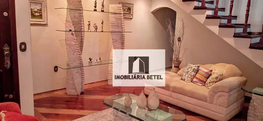 Foto 1 de Sobrado com 3 Quartos à venda, 270m² em Vila Linda, Santo André