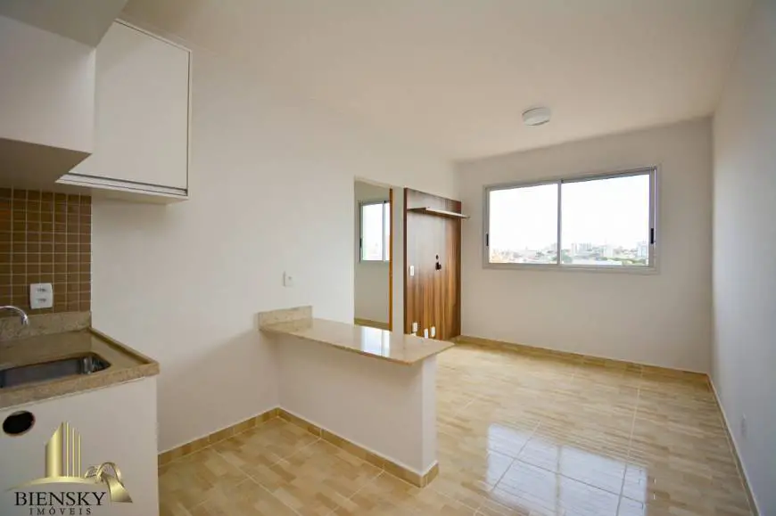 Foto 1 de Apartamento com 1 Quarto para alugar, 30m² em Samambaia Sul, Samambaia