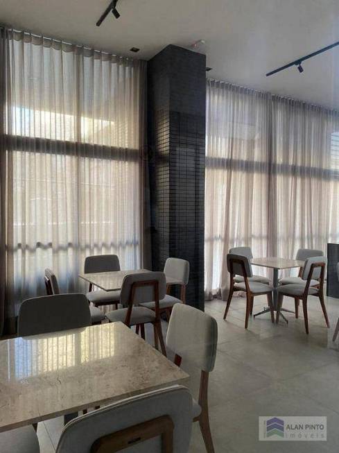 Foto 3 de Apartamento com 2 Quartos à venda, 72m² em Barra, Salvador