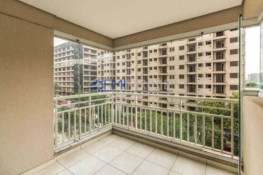Foto 4 de Apartamento com 2 Quartos para venda ou aluguel, 58m² em Barra Funda, São Paulo