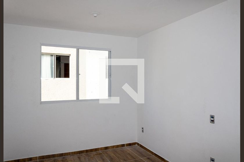 Foto 2 de Apartamento com 2 Quartos para alugar, 48m² em Campo Grande, Rio de Janeiro