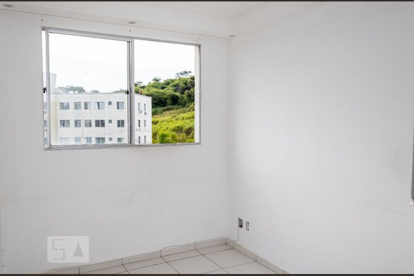 Foto 2 de Apartamento com 2 Quartos para alugar, 49m² em Campo Grande, Rio de Janeiro