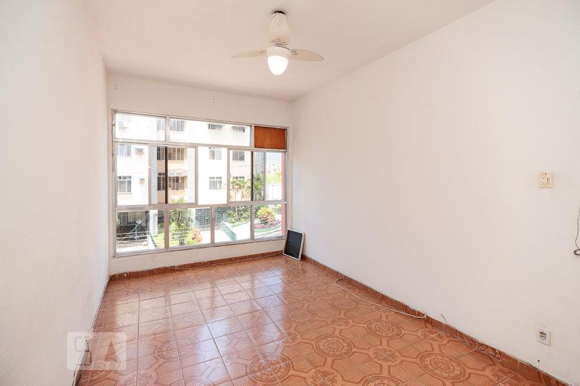 Foto 1 de Apartamento com 2 Quartos à venda, 70m² em Cascadura, Rio de Janeiro