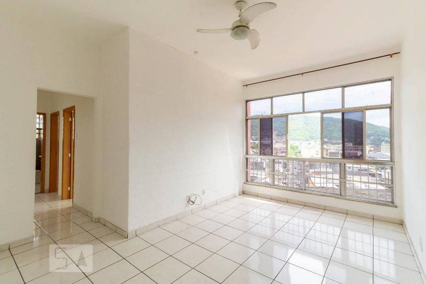 Foto 1 de Apartamento com 2 Quartos à venda, 75m² em Cascadura, Rio de Janeiro