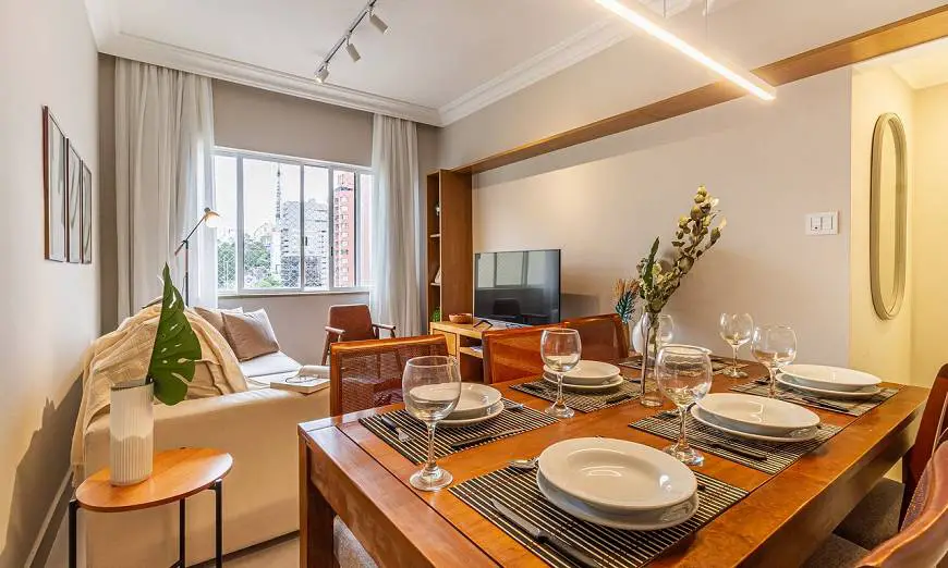 Foto 2 de Apartamento com 2 Quartos para alugar, 84m² em Cerqueira César, São Paulo