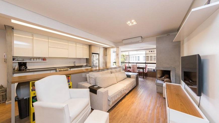 Foto 2 de Apartamento com 2 Quartos à venda, 82m² em Higienópolis, Porto Alegre