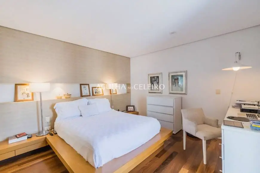 Foto 2 de Apartamento com 2 Quartos à venda, 145m² em Itaim Bibi, São Paulo