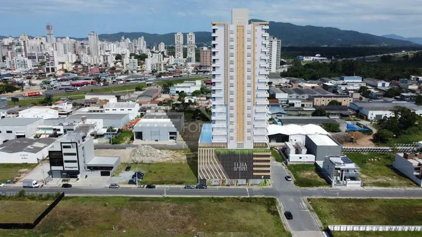 Foto 3 de Apartamento com 2 Quartos à venda, 68m² em Jardim Praia Mar, Itapema