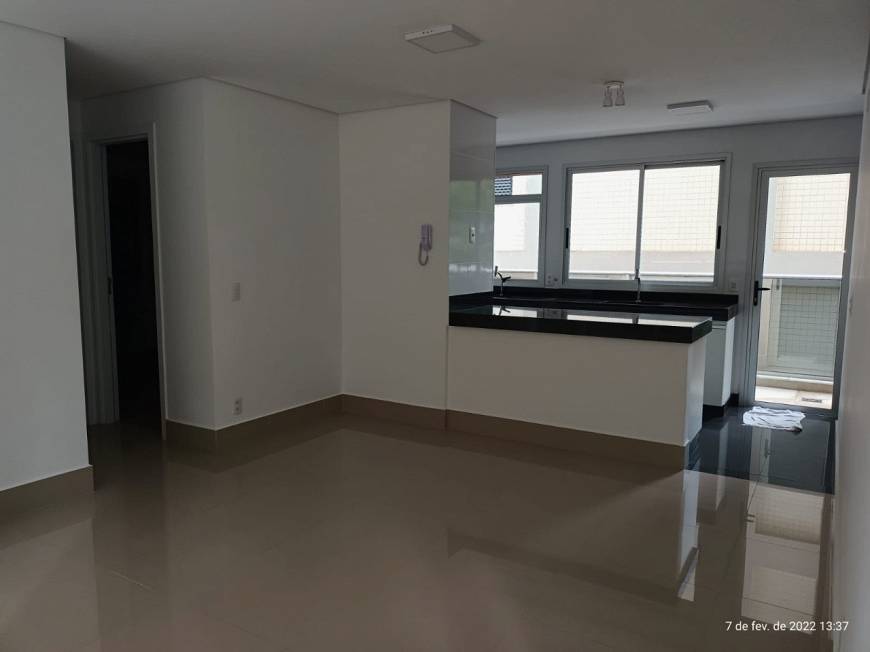 Foto 1 de Apartamento com 2 Quartos à venda, 90m² em Lourdes, Belo Horizonte