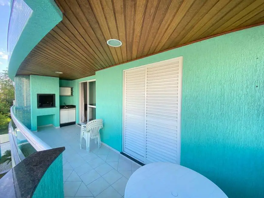 Foto 1 de Apartamento com 3 Quartos à venda, 140m² em Bombas, Bombinhas