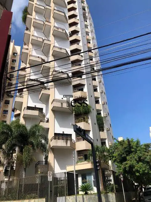 Foto 1 de Apartamento com 3 Quartos para alugar, 140m² em Centro, São José do Rio Preto