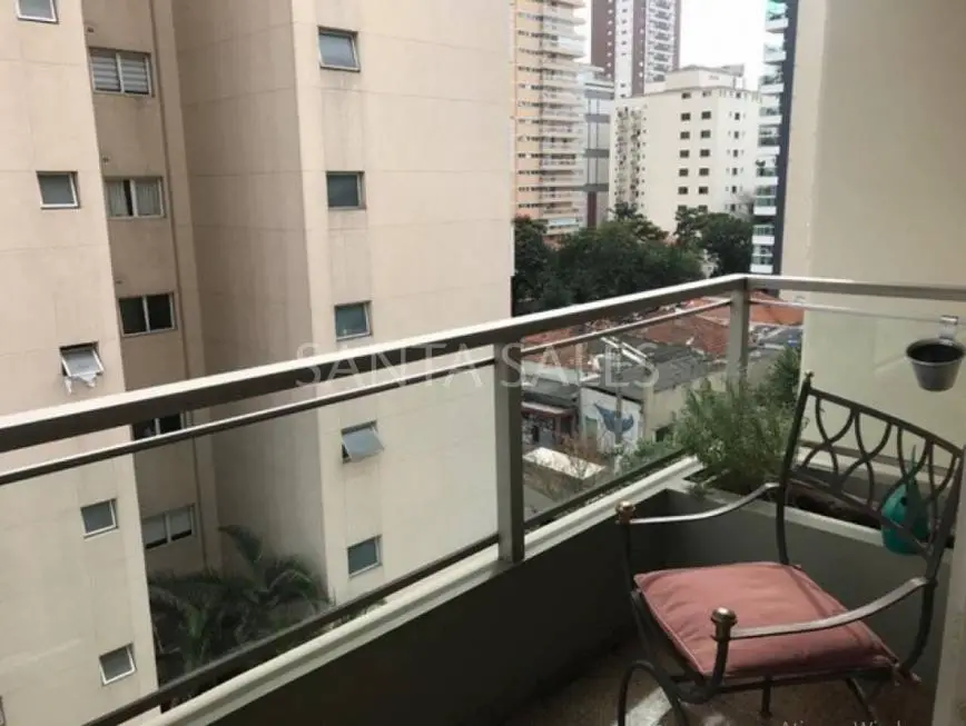 Foto 2 de Apartamento com 3 Quartos para alugar, 105m² em Indianópolis, São Paulo