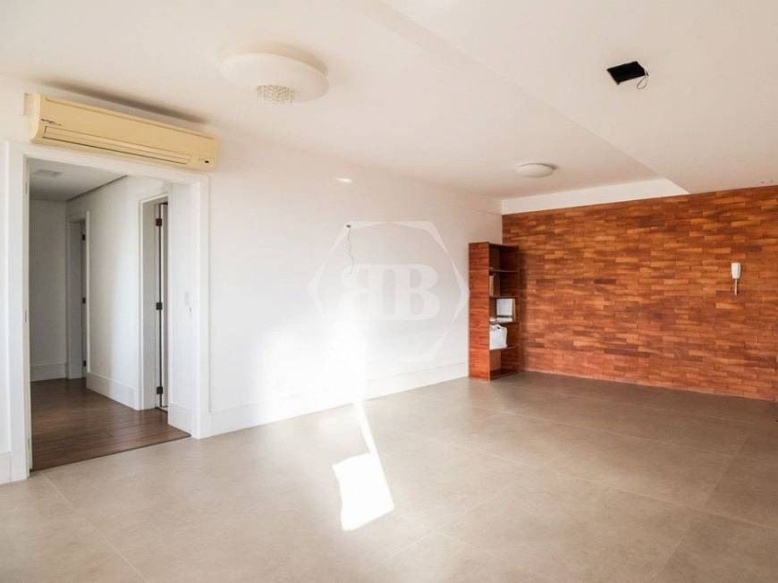 Foto 3 de Apartamento com 3 Quartos à venda, 82m² em Jardim Botânico, Porto Alegre