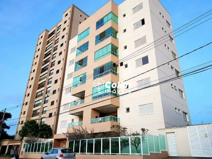 Foto 1 de Apartamento com 3 Quartos à venda, 127m² em Jardim do Lago, Uberaba