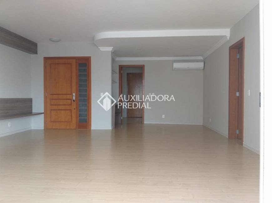 Foto 2 de Apartamento com 3 Quartos à venda, 134m² em Menino Deus, Porto Alegre