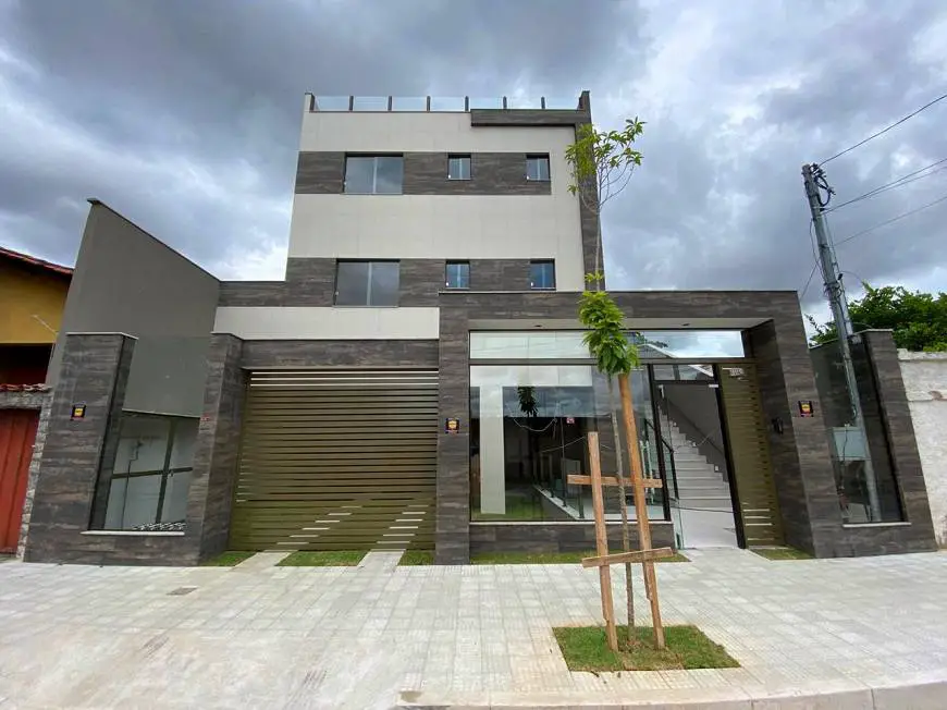 Foto 1 de Apartamento com 3 Quartos à venda, 105m² em Planalto, Belo Horizonte