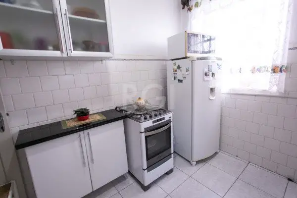 Foto 4 de Apartamento com 3 Quartos à venda, 75m² em São Geraldo, Porto Alegre