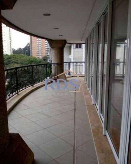 Foto 3 de Apartamento com 4 Quartos à venda, 233m² em Jardim Fonte do Morumbi , São Paulo