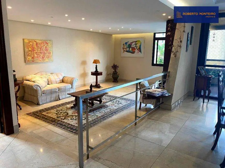 Foto 1 de Apartamento com 4 Quartos à venda, 250m² em Lourdes, Belo Horizonte