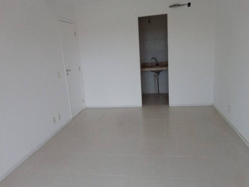Foto 2 de Apartamento com 4 Quartos à venda, 135m² em Porto das Dunas, Aquiraz