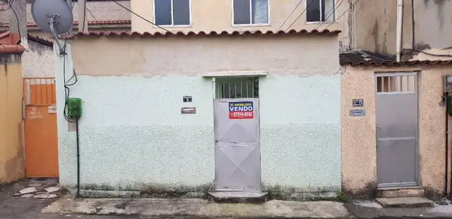 Foto 1 de Casa com 1 Quarto à venda, 65m² em Vila Kosmos, Rio de Janeiro
