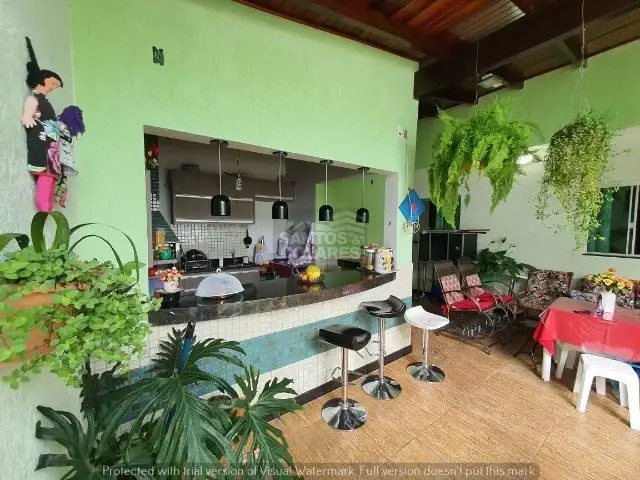 Foto 2 de Casa com 2 Quartos à venda, 150m² em Santa Maria, Brasília