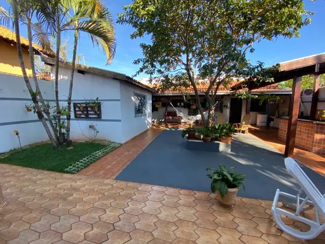 Foto 4 de Casa com 3 Quartos à venda, 360m² em Vila Planalto, Campo Grande