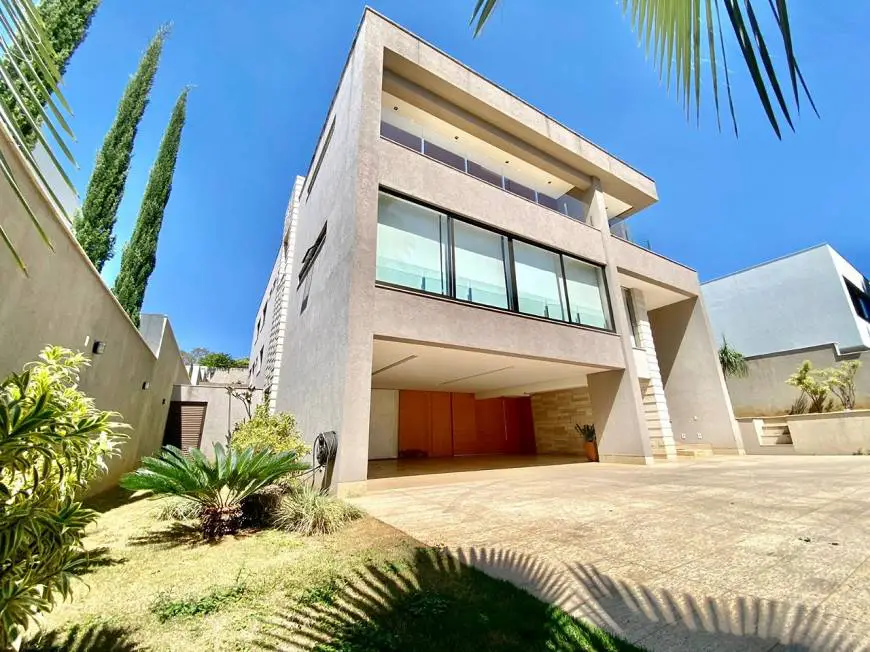 Foto 1 de Casa com 5 Quartos à venda, 710m² em Bandeirantes, Belo Horizonte
