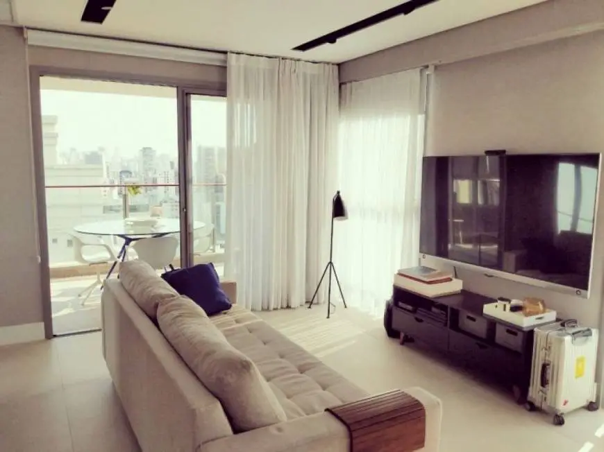 Foto 1 de Flat com 1 Quarto para alugar, 60m² em Vila Nova Conceição, São Paulo