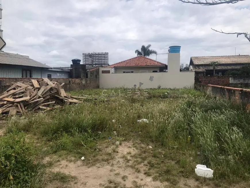 Foto 1 de Lote/Terreno à venda, 300m² em Perequê, Porto Belo