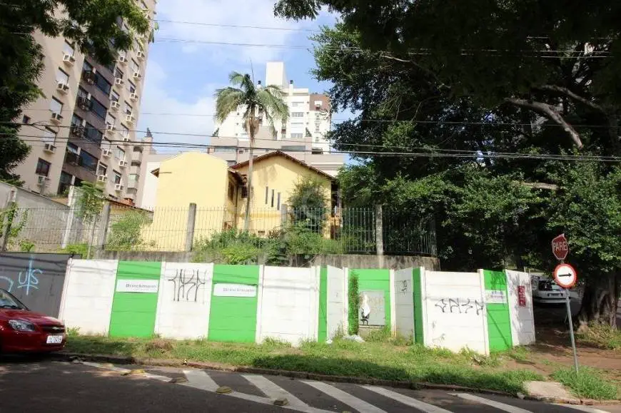 Foto 1 de Lote/Terreno à venda, 279m² em Petrópolis, Porto Alegre