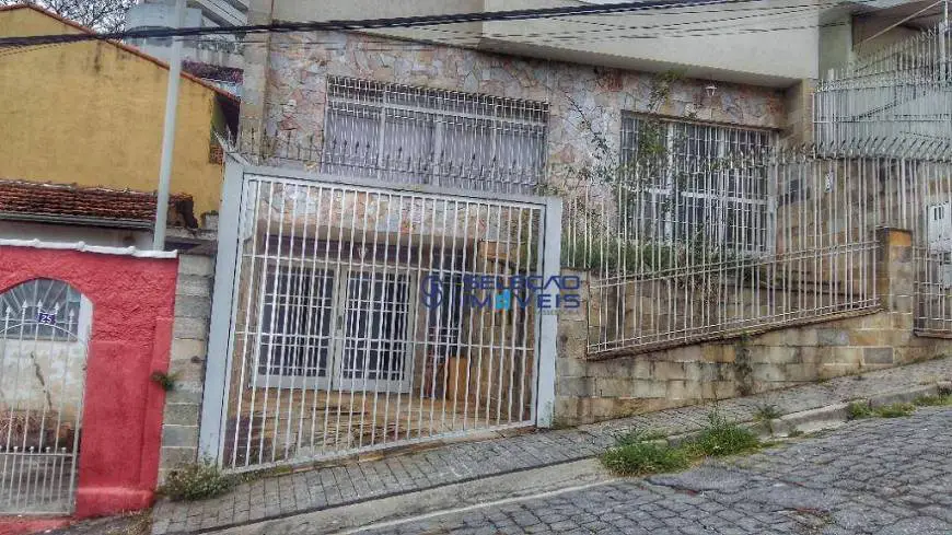Foto 2 de Sobrado com 3 Quartos à venda, 258m² em Sumaré, São Paulo