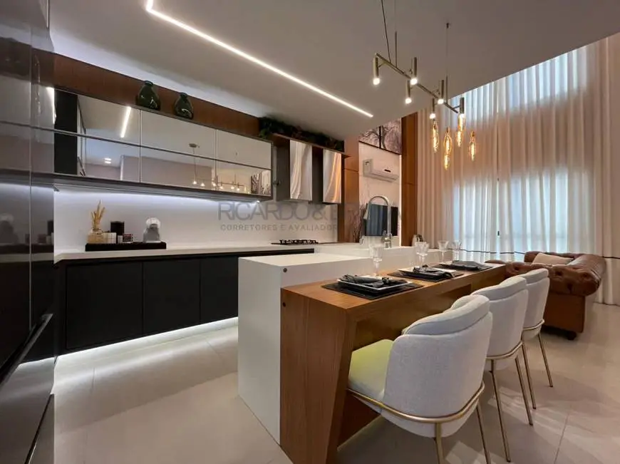 Foto 4 de Apartamento com 1 Quarto à venda, 82m² em Perequê, Porto Belo