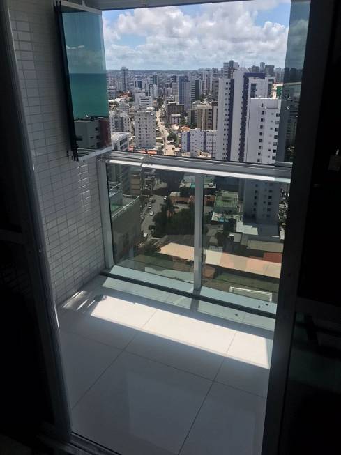 Foto 3 de Apartamento com 2 Quartos para alugar, 52m² em Candeias, Jaboatão dos Guararapes