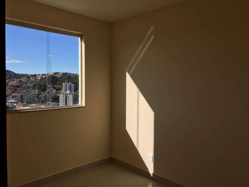 Foto 3 de Apartamento com 2 Quartos à venda, 55m² em Candelaria, Belo Horizonte
