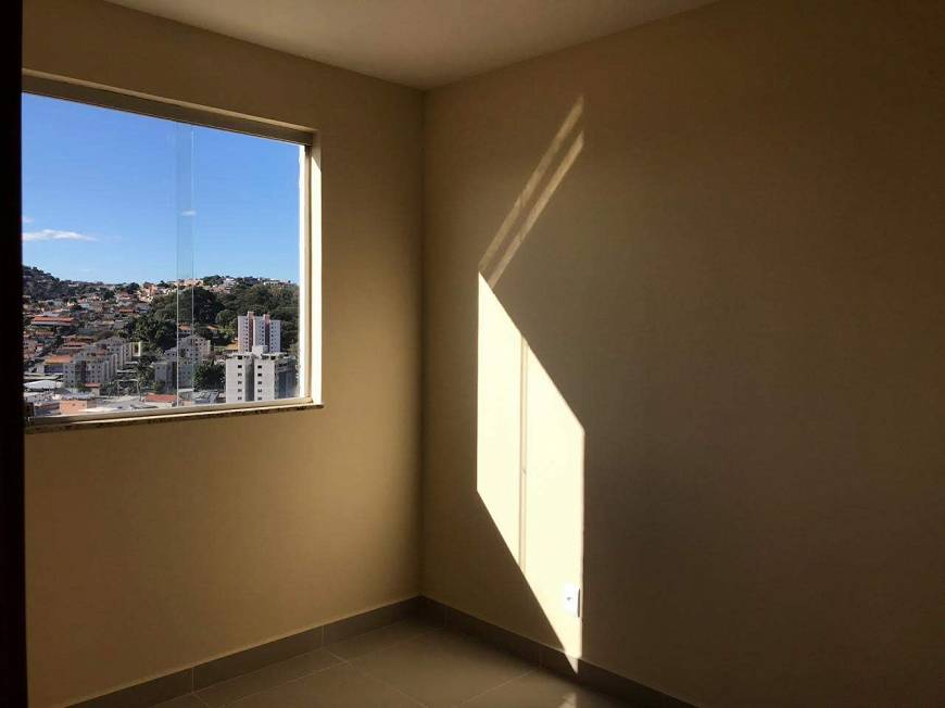 Foto 5 de Apartamento com 2 Quartos à venda, 55m² em Candelaria, Belo Horizonte