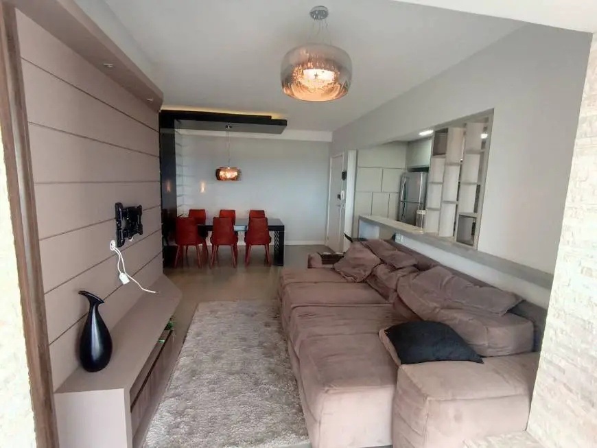 Foto 2 de Apartamento com 2 Quartos para alugar, 75m² em Ecoville, Curitiba