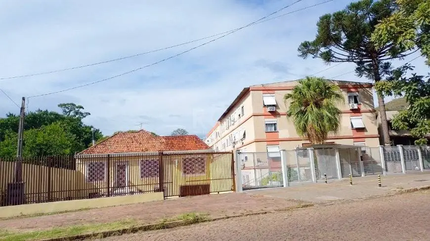 Foto 1 de Apartamento com 2 Quartos à venda, 49m² em Glória, Porto Alegre