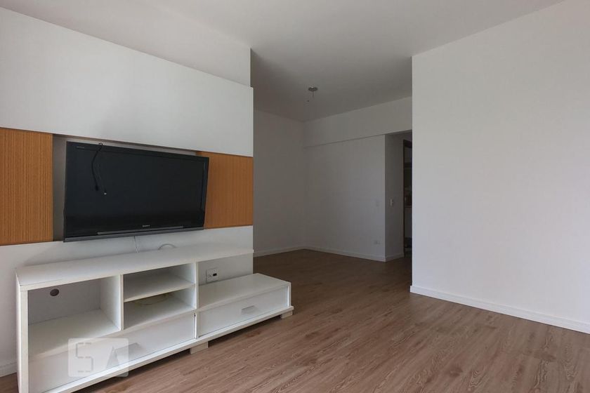 Foto 3 de Apartamento com 2 Quartos à venda, 72m² em Panamby, São Paulo
