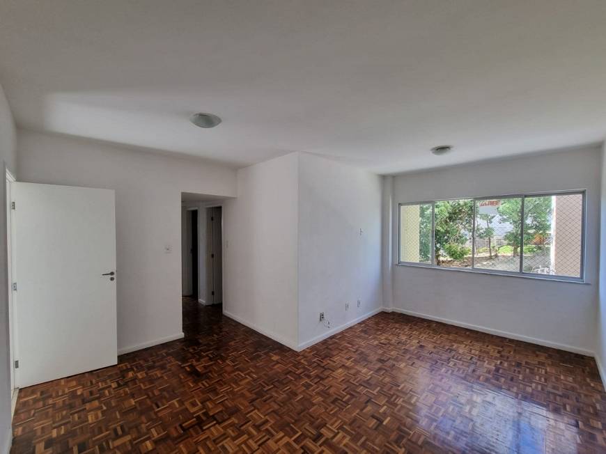 Foto 1 de Apartamento com 2 Quartos à venda, 99m² em Pituba, Salvador