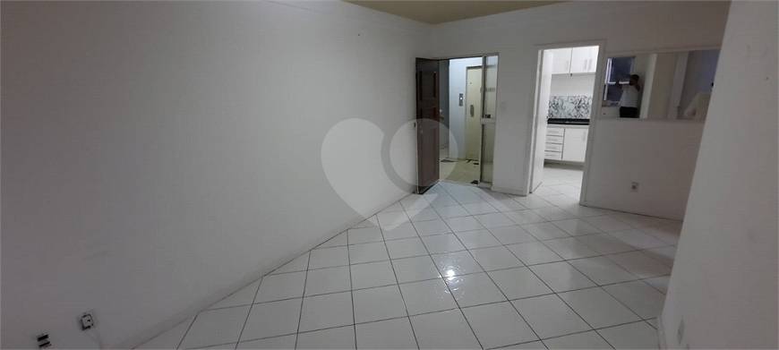 Foto 2 de Apartamento com 2 Quartos à venda, 60m² em Rio Vermelho, Salvador