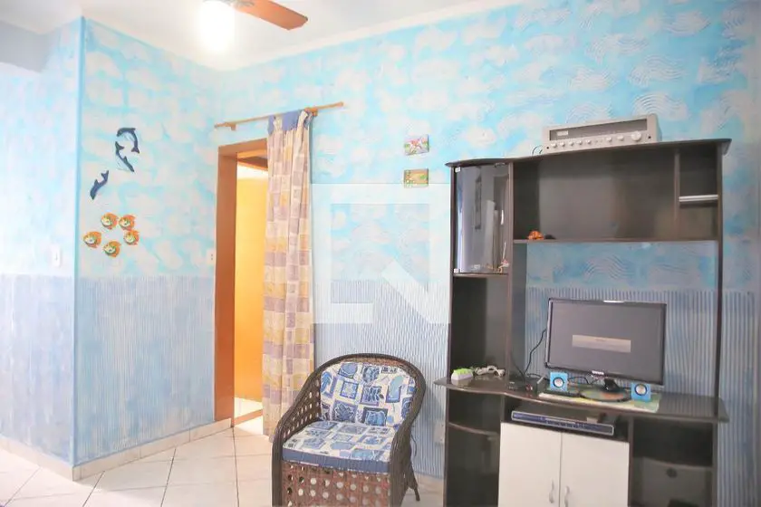 Foto 2 de Apartamento com 2 Quartos para alugar, 48m² em Vila Guilhermina, Praia Grande